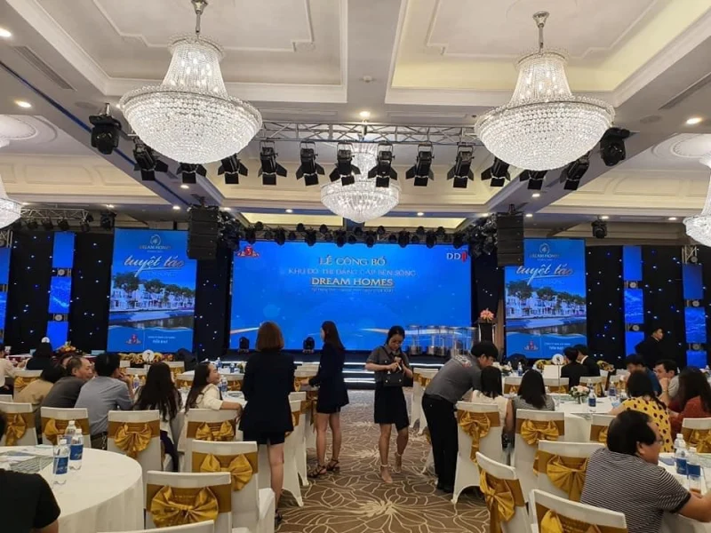Cho thuê màn hình Led ( P4 outdoor – P3,P4,P5 indoor )